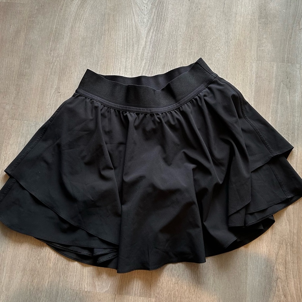 Black Lululemon Tennis Skirt